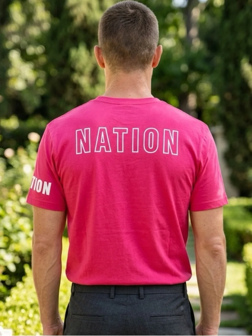 EUC - Unisex LIVE NATION Red Short Sleeve Usher Tee - Size Large